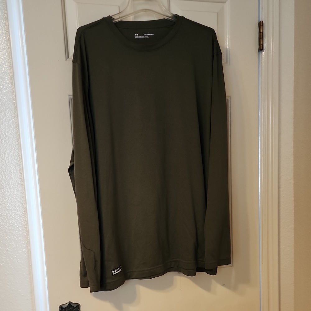 Under Armour Men's Dark Green Long Sleeve Shirt